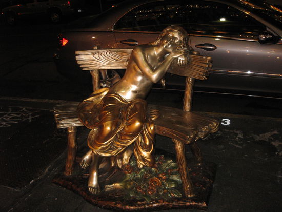 San Fran, stand da so rum...