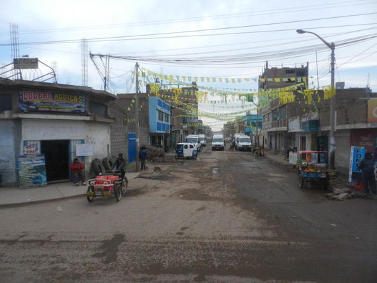 Sraßenkreuzung in Juliaca