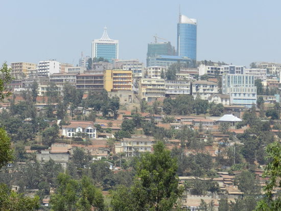 Ein erster Eindruck von Kigali kurz nach der Ankunft, Blick vom Genozidmemorial
