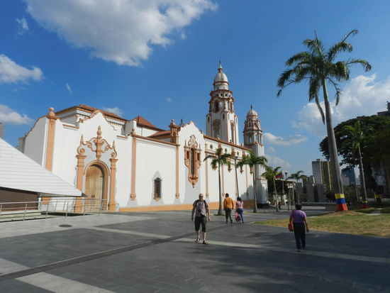 Pantheon, Seitenansicht