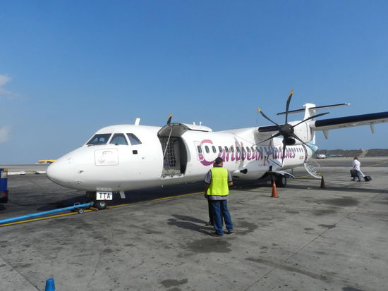Die ATR 72-600 der Caribbean Air vor dem Abflug nach Port-of-Spain/Trinidad&amp;Tobago