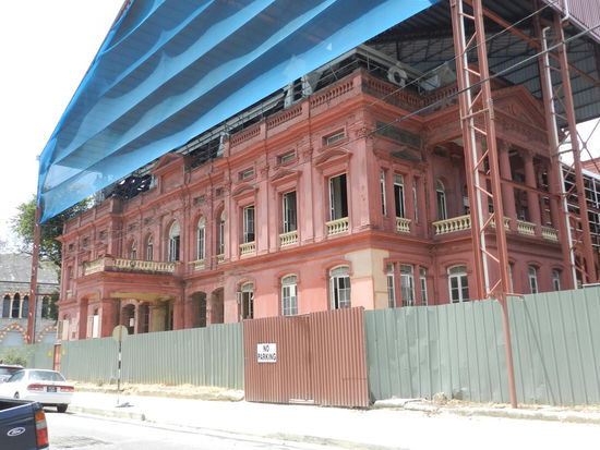 The Red House, das ehemalige Parlamentsgebäude