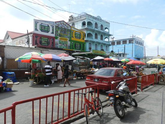 Auch am Sonntag war im Marktviertel viel Betrieb