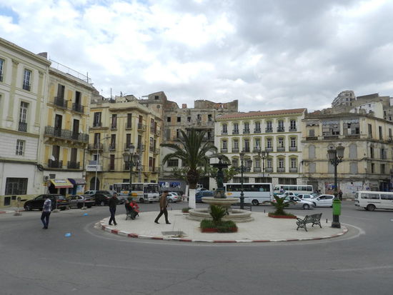 Platz im Quartier Sidi El Houari