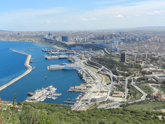 Und noch mal ein Blick über Oran