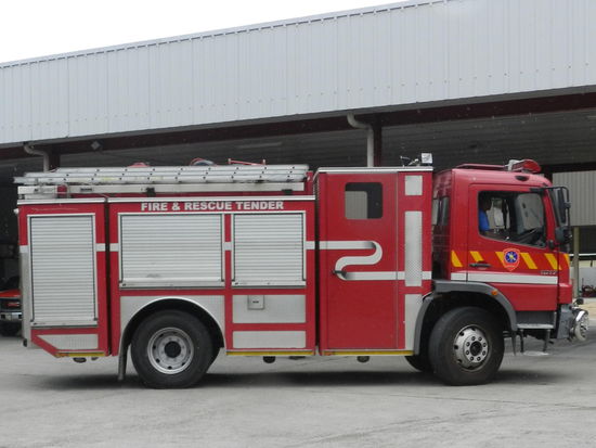 Einen Blick in die Wache der oertlichen Feuerwehr musste ich natuerlich auch werfen, sie ist sehr modern ausgestattet.