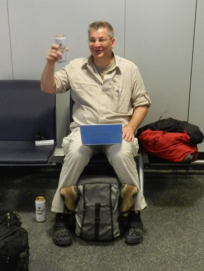Ein schnelles Bier in FRA während des Blogeintrages..... (sozusagen live)