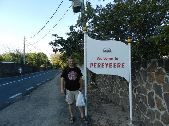 Kurz vor unserem Hotel am Ortseingang von Pereybere.