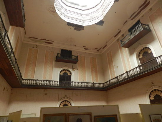 Die große Halle wird derzeit renoviert.