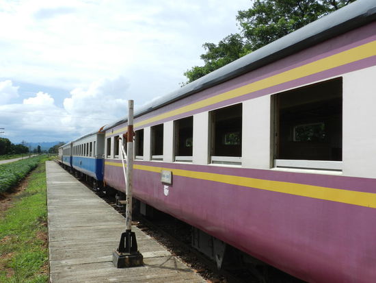 Ich liebe diese alten Eisenbahnen.