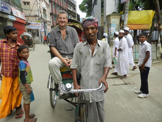 Mit einer Riksha ging es weiter durch die Altstadt ...