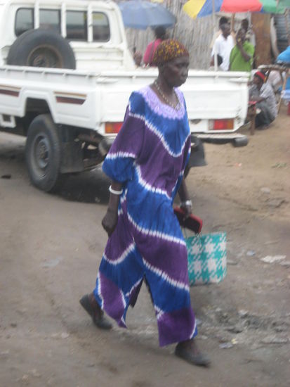 Interessant ist auch die Kleidung der Menschen in Juba.