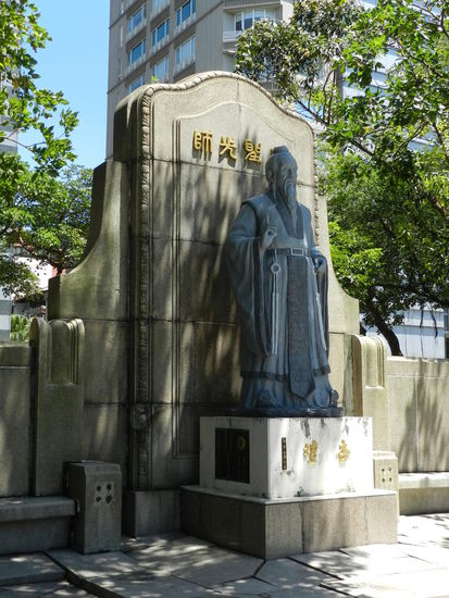 Konfuzius wacht auch über die Chinesen Taiwans