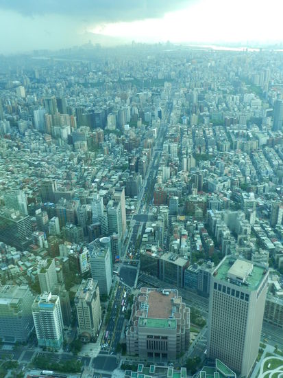 Blick von der Aussichtsplattform auf Taipeh