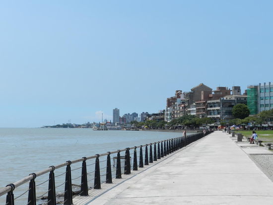 In Tamsui Bali, ganz im Nordwesten Taipehs, schon in den Außenbezirken "New-Taipehs"