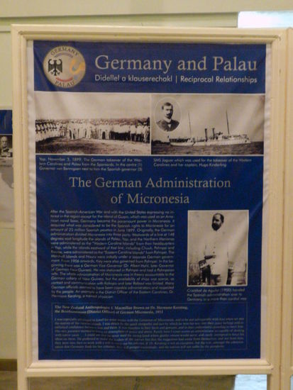 Eine interessante Serie von Schautafeln im Nationalmuseum stellt die kurze deutsche Kolonialzeit in Mikronesien dar.