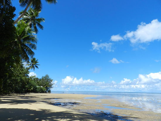 Einer der wenigen Sandstrände im Nordwesten Yaps