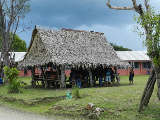 Pausenhütte auf dem Gelände des Yapcolleges, auf dem während der deutschen Kolonialzeit die Funkstation war