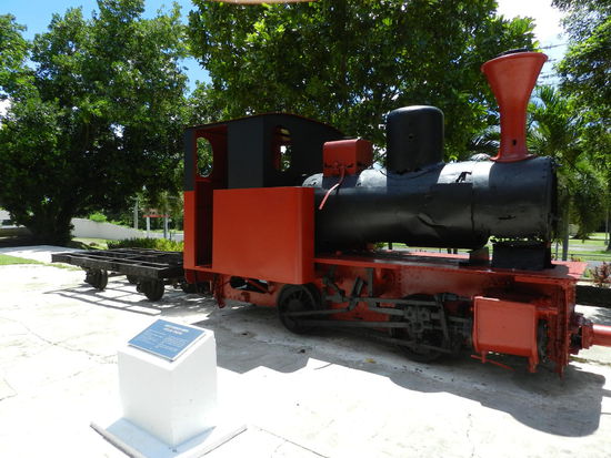 Auf Saipan gab es einst eine blühende Zuckerindustrie, für die diese Schmalspurbahn notwendig war. Heute ist in dieser Gegend Chinatown.