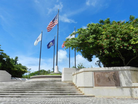 Hier wird den gefallenen US-Soldaten sowie der eingesetzten Einheiten gedacht