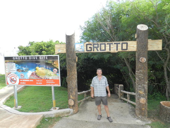 Eine natürliche Grotte ist auch ein besuchenswertes Ziel