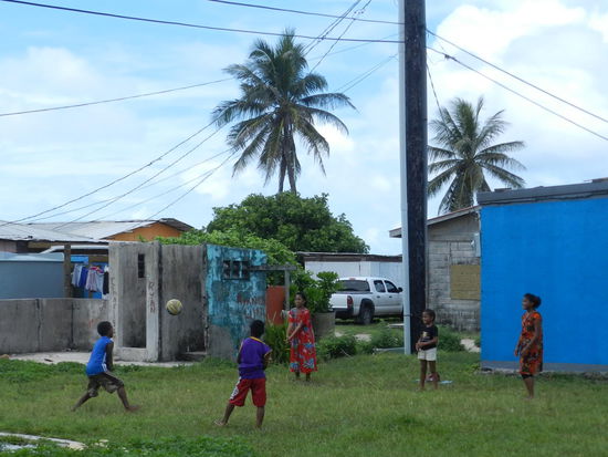 Volleyballspielen ist genauso beliebt wie Karaokesingen
