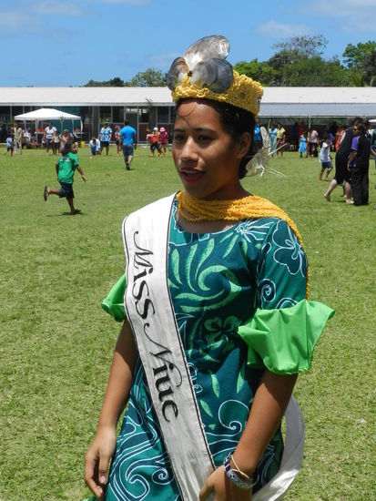 Aus Anlass des Constitutiondays gab es den Niue-Show-Day mit der Wahl der Miss Niue ...