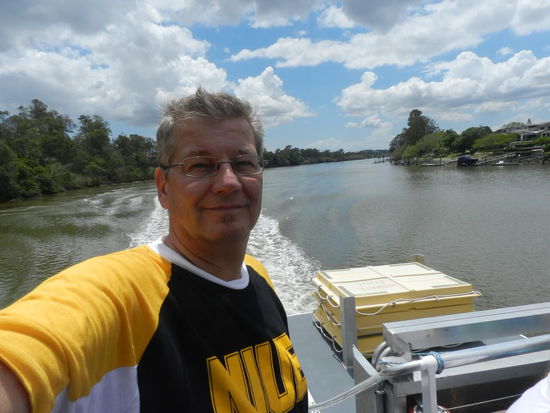 Mit dem Schiff auf dem Brisbaneriver unterwegs zum Lone Pine Koala Sanctuary