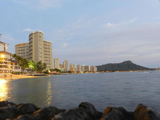 Waikikibeach bei Dämmerung