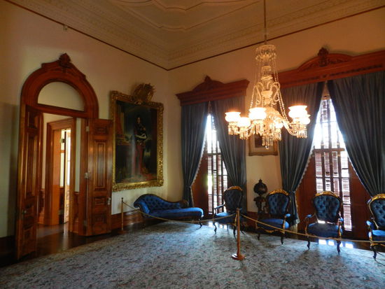 Der blaue Saal im Palast