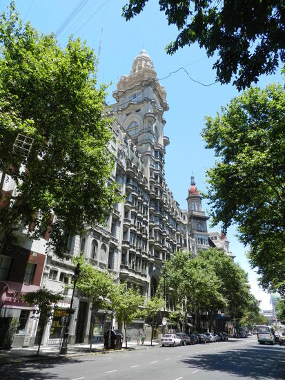 Die Avenida del Mayo, gegenüber meines Hostels