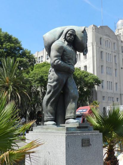 Denkmal des Hafenarbeiters