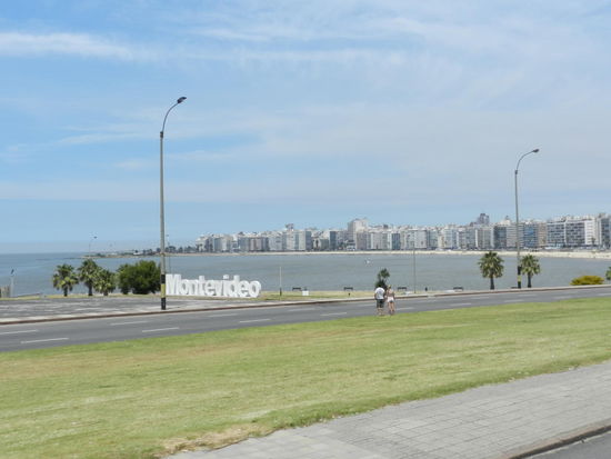 Der Strand am Ufer des Rio de la Plata