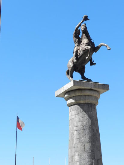 Das Denkmal des Libertador O´Higgins in Chillan