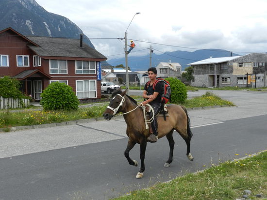 ... auf dem Weg zur Schule