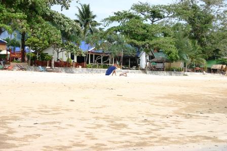 Unser Hotel vom Strand aus