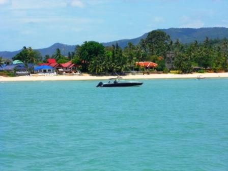 Kurz vor dem Anlegen am Pier von Koh Samui