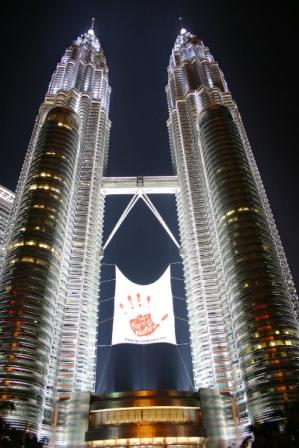 Petronas Twin Tower bei Nacht