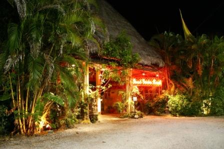 Der Eingang zum Resort versprach schon viel