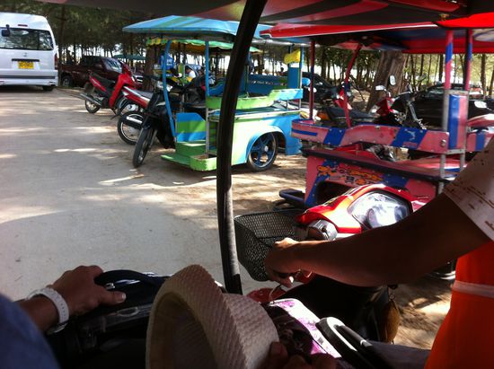 Tuk Tuk Station am Pier