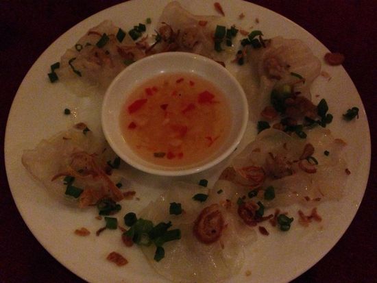 White Rose, Shrimps mit Reispapier. Vietnamesische Spezialitaet. (Vorspeise)