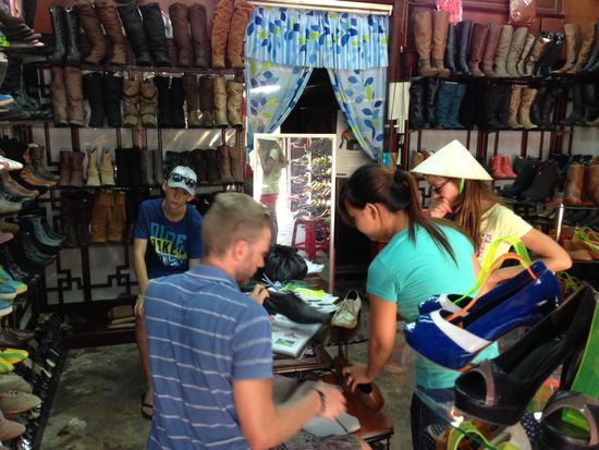 Mass angefertigte Schuhe fuer And