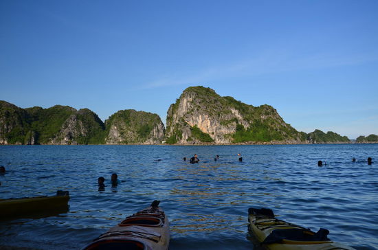 Baden am einsamen Strand