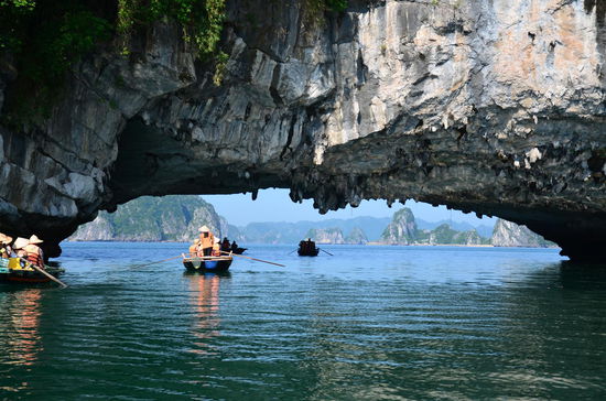 Fahrt mit den Bambusbooten