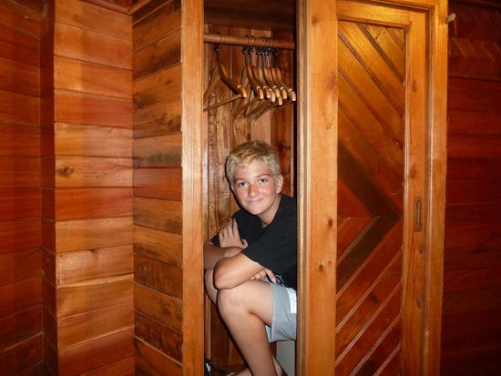 Im Schrank sitzt es sich auch gut