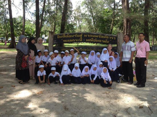 Gruppenbild mit Schulklasse