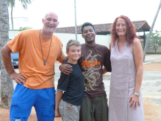 Mit Tharaka unserem zuverlässigen Tuk Tuk Fahrer