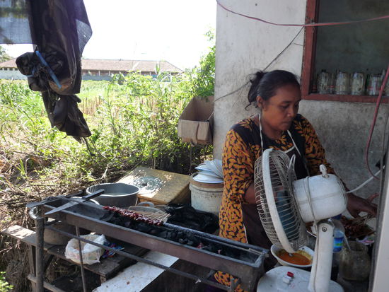 Zubereitung der Satay-Spieße