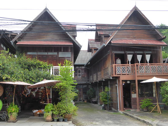 In der Klangschalenstrasse