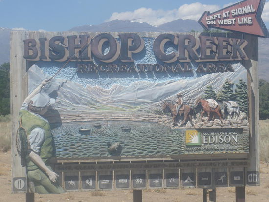 Ein kleines, liebes Städtchen und ein sehr großer Verkehrsknotenpunkt zwischen Ober- und Untercalifornien im Hinterland